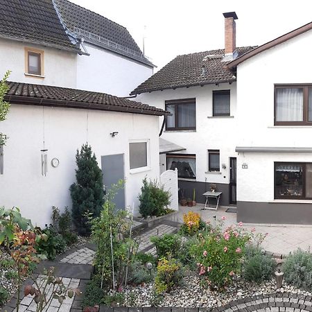Refugium Villa Real Karben Extérieur photo